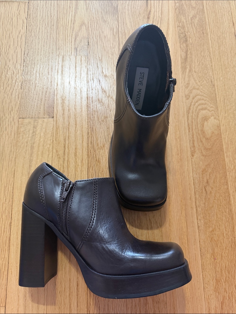 Steve Madden Brown Leather Chunky Square Toe Heeled Booties Sz 6.5